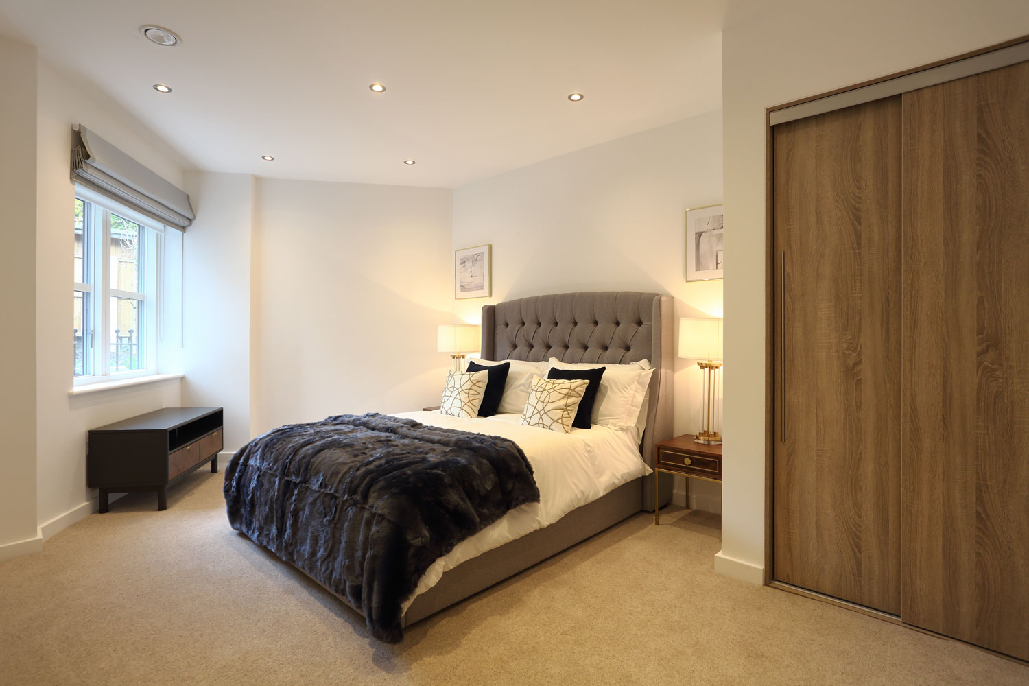 Ridgmount_1760_Flat-7_LB-w