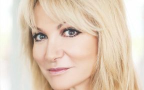 Debbie Arnold