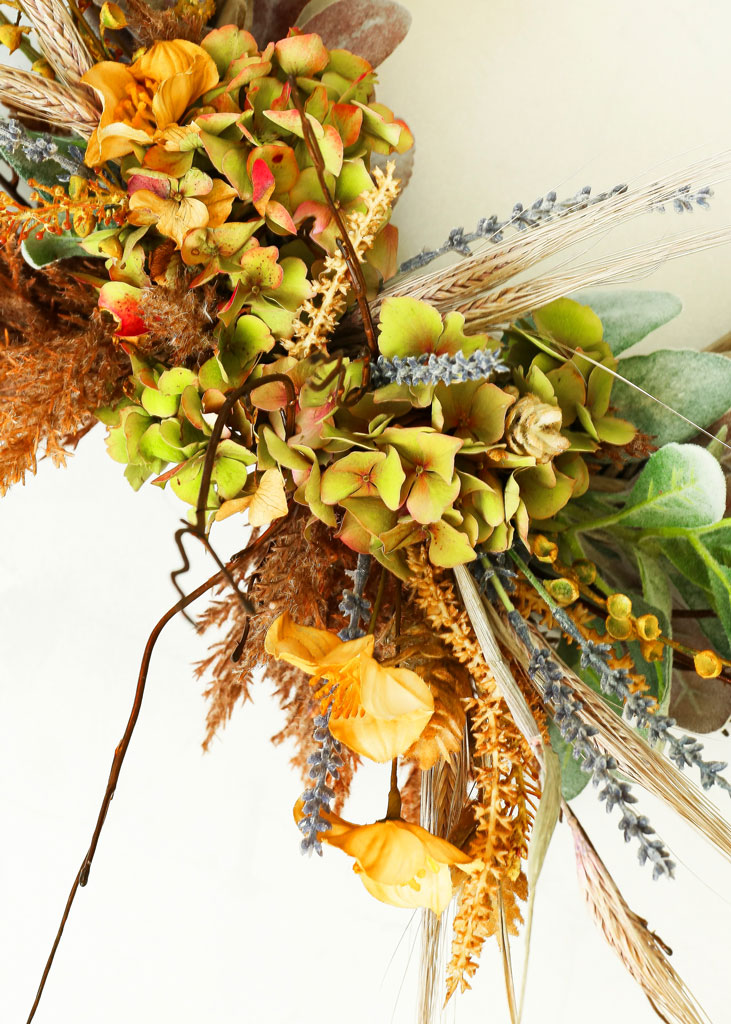 CELEBRATE THE COLOURS OF AUTUMN MAKE YOUR OWN WREATH heyday magazine
